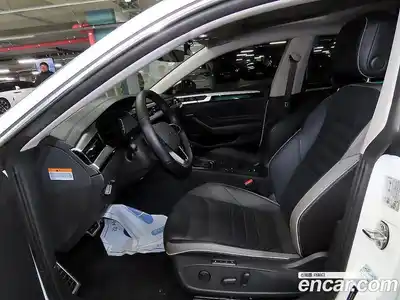 Volkswagen Arteon 2023 2.0 Автомат в Москве № 169157, миниатюра 6