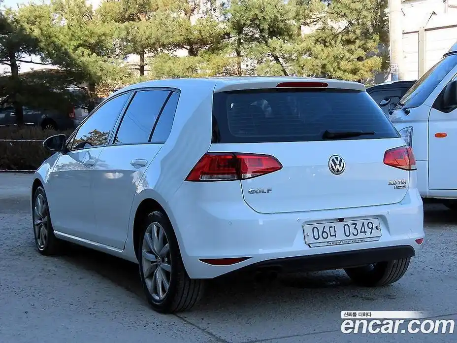 Volkswagen Golf 2015 2.0 Автомат в Москве № 169223, фото 3