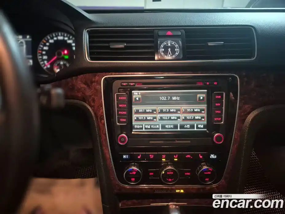 Volkswagen Passat 2013 2.0 Автомат в Москве № 169241, фото 17