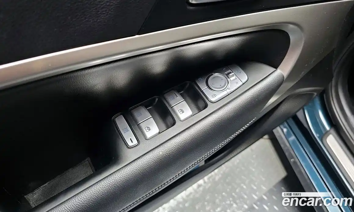 Genesis G70 2023 2.0 Автомат в Москве № 17881, фото 16