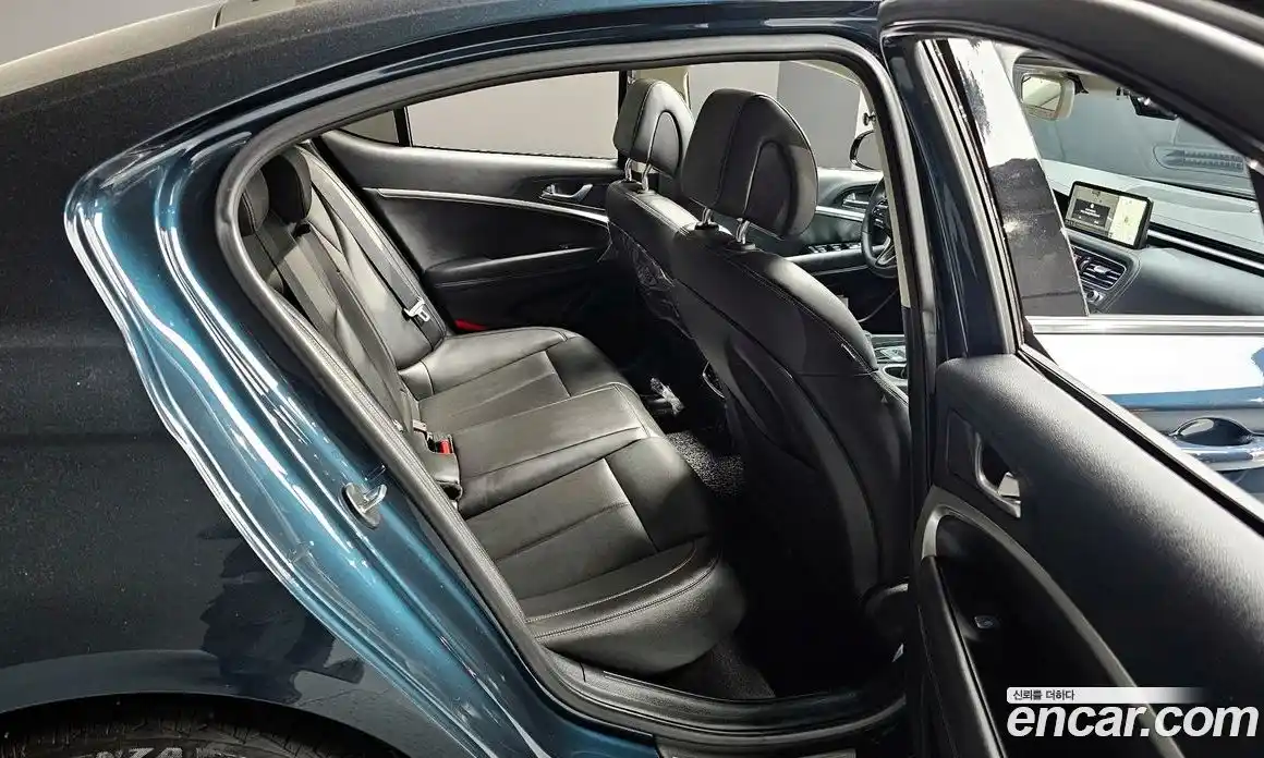 Genesis G70 2023 2.0 Автомат в Москве № 17881, фото 4