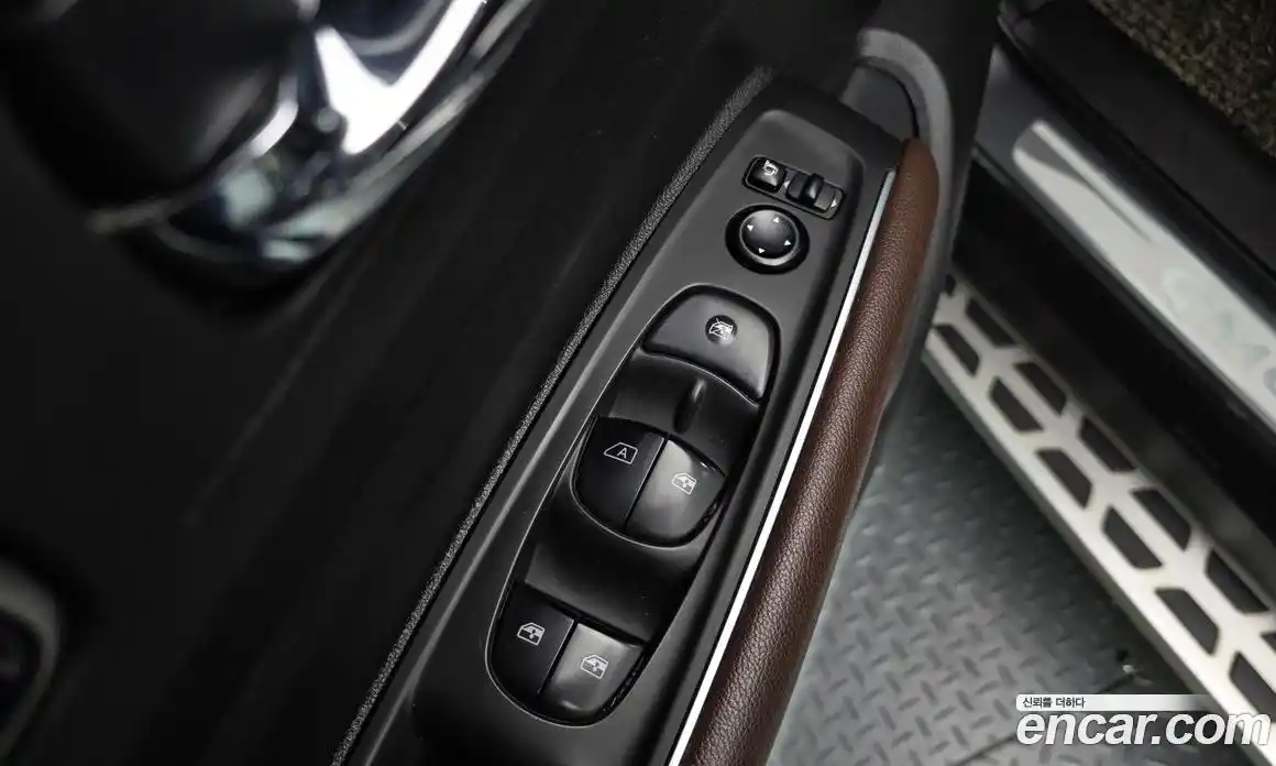 Renault QM6 2017 2.0 Автомат в Москве № 182802, фото 19