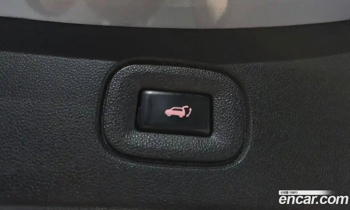 Renault QM6 2017 2.0 Автомат в Москве № 182802, фото 20