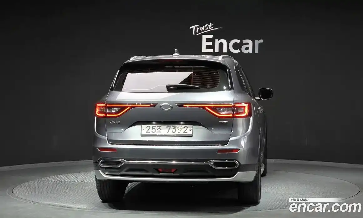 Renault QM6 2017 2.0 Автомат в Москве № 182802, фото 4