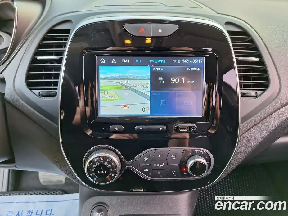 Renault QM3 2018 1.5 Автомат в Москве № 185957, фото 13