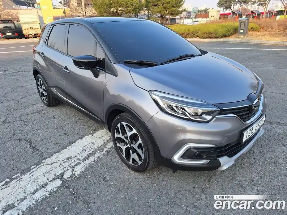 Renault QM3 2018 1.5 Автомат в Москве № 185957, фото 8