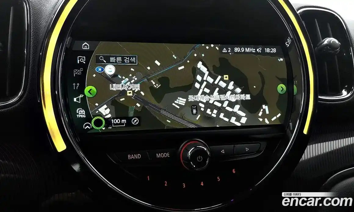 Mini Countryman 2018 2.0 Автомат в Москве № 187786, фото 14