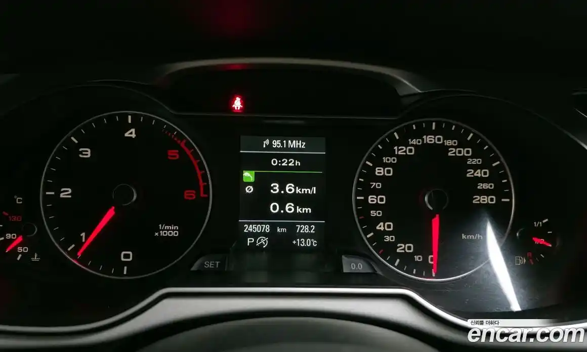 Audi A4 2015 2.0 Автомат в Москве № 188581, фото 12