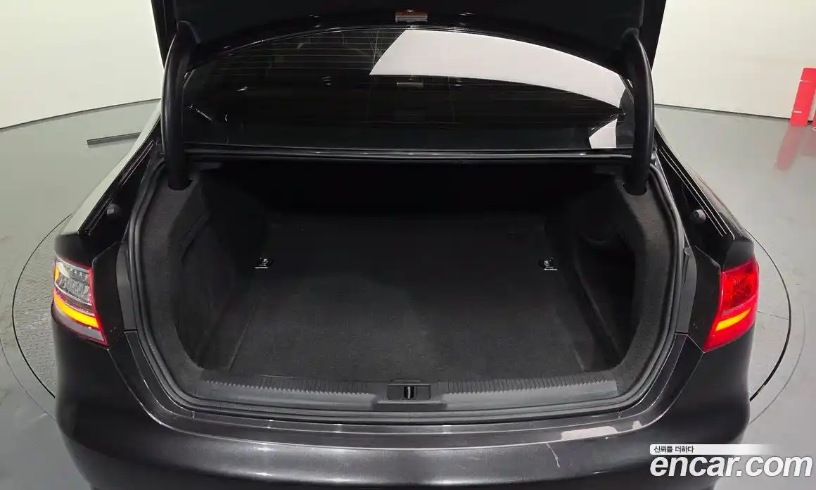 Audi A4 2015 2.0 Автомат в Москве № 188581, фото 9