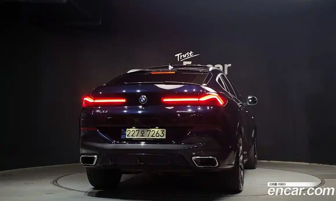 BMW X6 2023 3.0 Автомат в Москве № 189242, фото 16