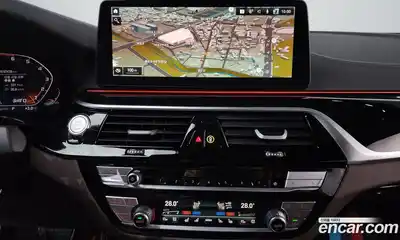 BMW 5-Series 2023 2.0 Автомат в Москве № 191659, миниатюра 2