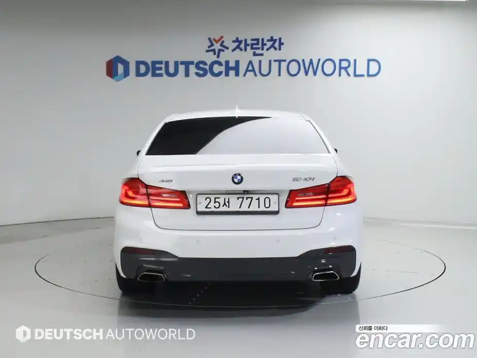 BMW 5-Series 2017 2.0 Автомат в Москве № 192630, фото 4