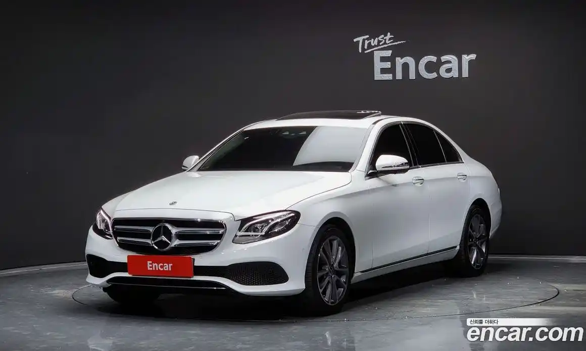 Mercedes-Benz E-Class 2019 2.0 Автомат в Москве № 194605, фото 13