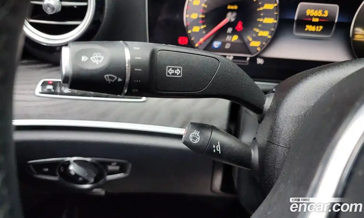 Mercedes-Benz E-Class 2019 2.0 Автомат в Москве № 194605, фото 15