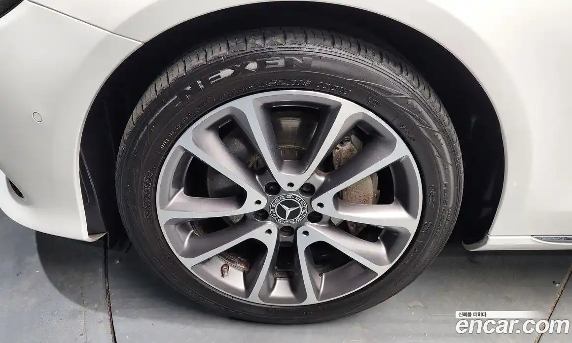 Mercedes-Benz E-Class 2019 2.0 Автомат в Москве № 194605, фото 19