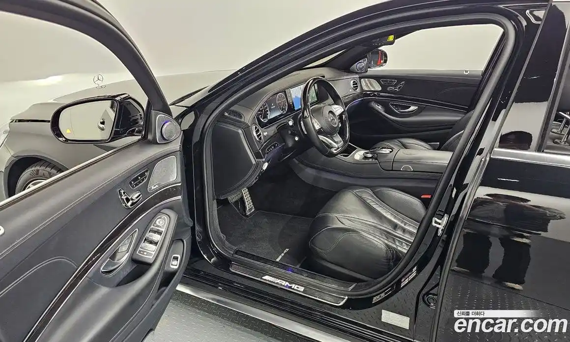 Mercedes-Benz S-Class 2016 5.5 Автомат в Москве № 195637, фото 17