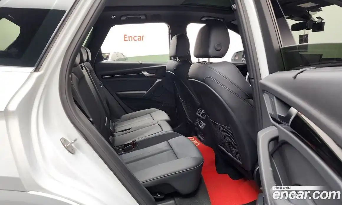 Audi Q5 2024 2.0 Автомат в Москве № 195986, фото 4