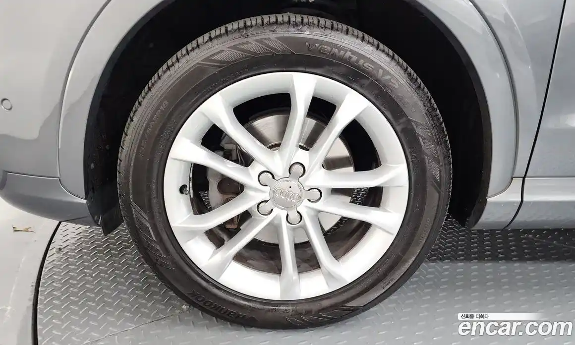 Audi Q3 2013 2.0 Автомат в Москве № 196581, фото 6