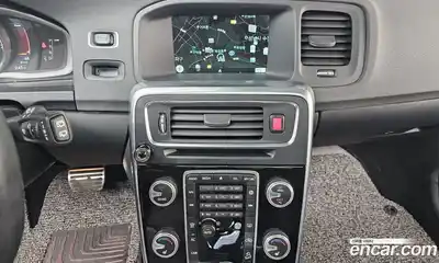 Volvo V60 2016 2.5 Автомат в Москве № 197073, миниатюра 10