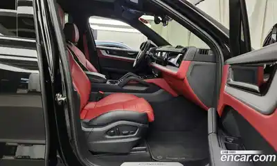 Porsche Cayenne 2024 3.0 Автомат в Москве № 197241, миниатюра 2