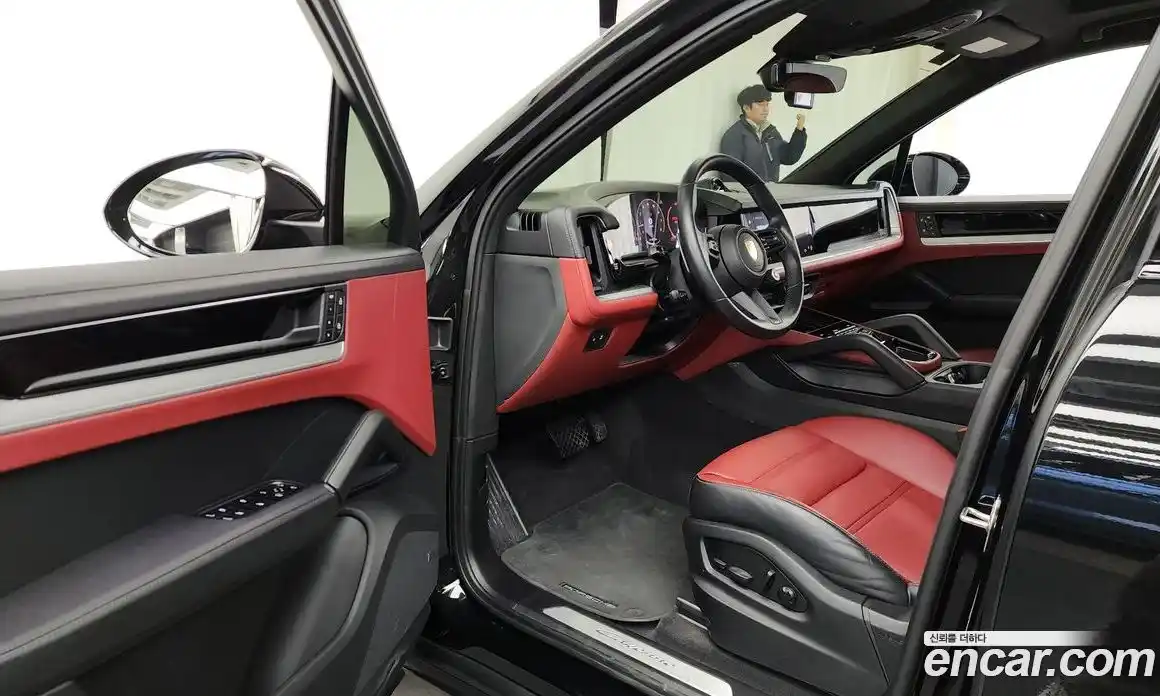 Porsche Cayenne 2024 3.0 Автомат в Москве № 197241, фото 6