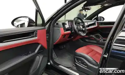 Porsche Cayenne 2024 3.0 Автомат в Москве № 197241, миниатюра 6