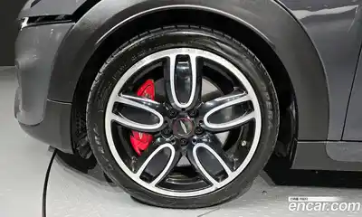 Mini Cooper 2019 2.0 Автомат в Москве № 198470, миниатюра 2