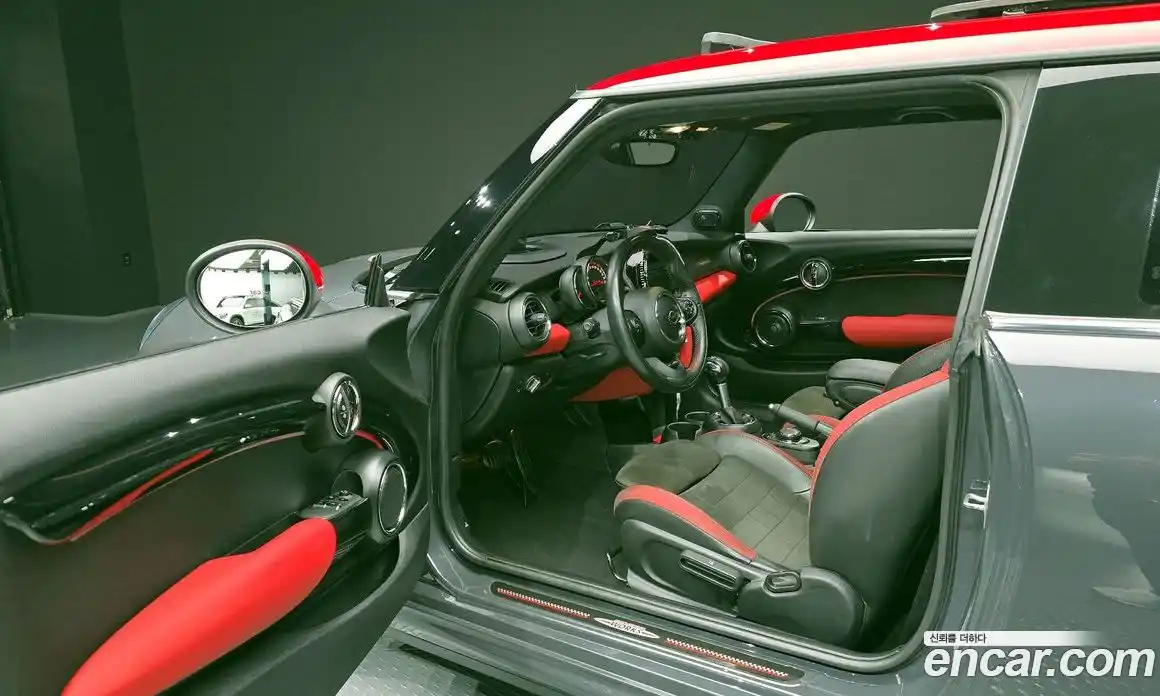 Mini Cooper 2019 2.0 Автомат в Москве № 198470, фото 3