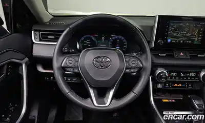 Toyota RAV4 2023 2.5 Автомат в Москве № 199532, миниатюра 4