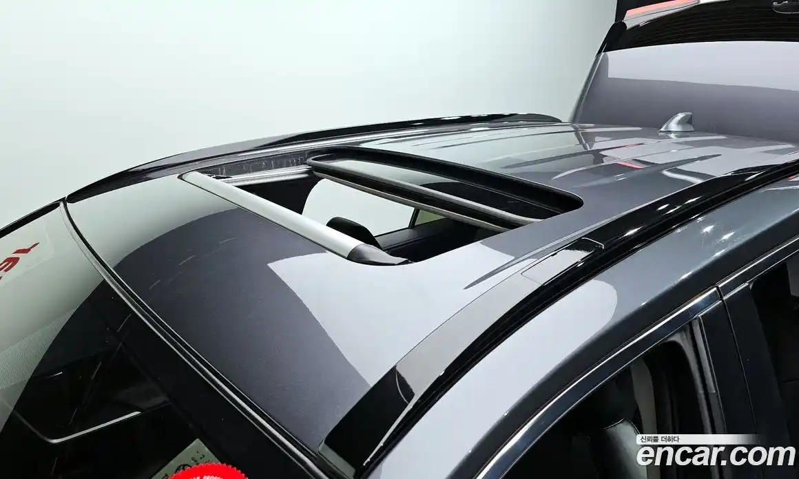 Toyota RAV4 2023 2.5 Автомат в Москве № 199532, фото 10