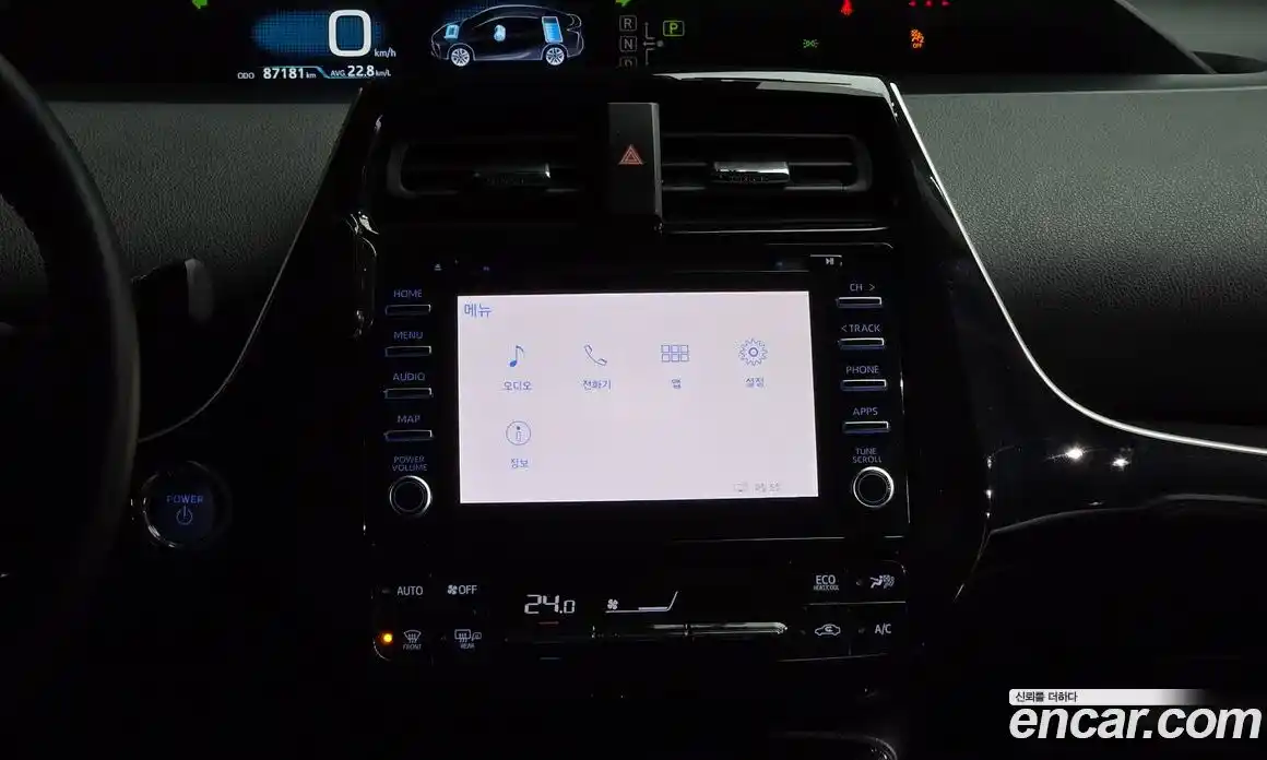 Toyota Prius 2021 1.8 Автомат в Москве № 199641, фото 14