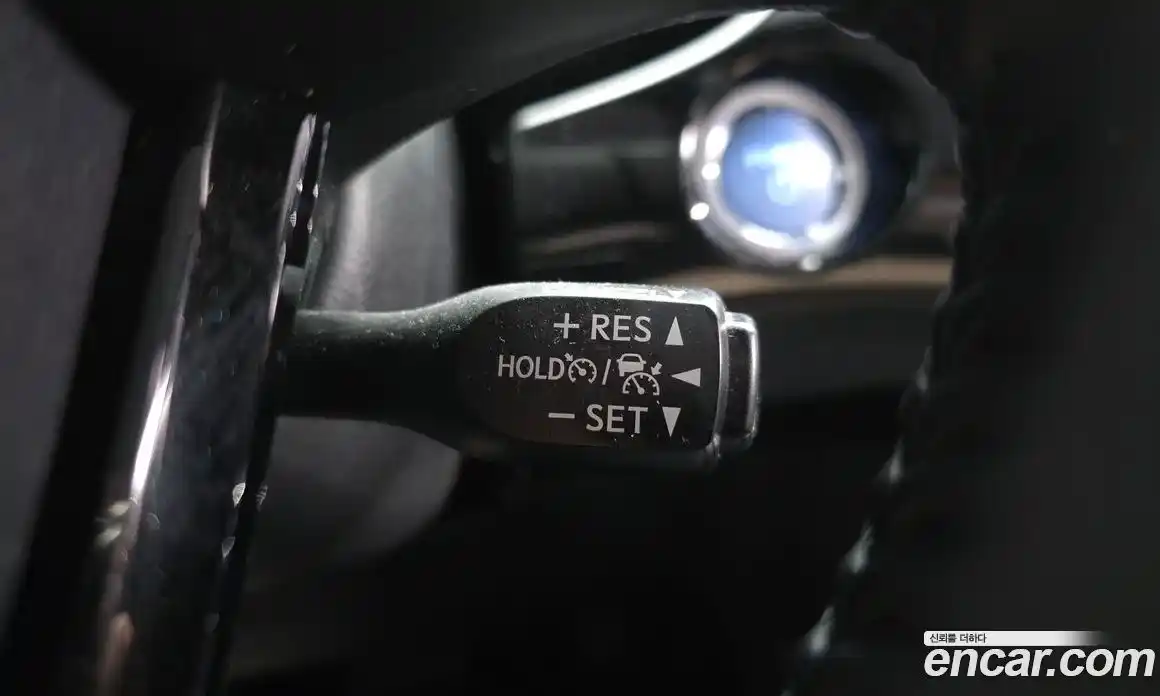 Toyota Prius 2021 1.8 Автомат в Москве № 199641, фото 17