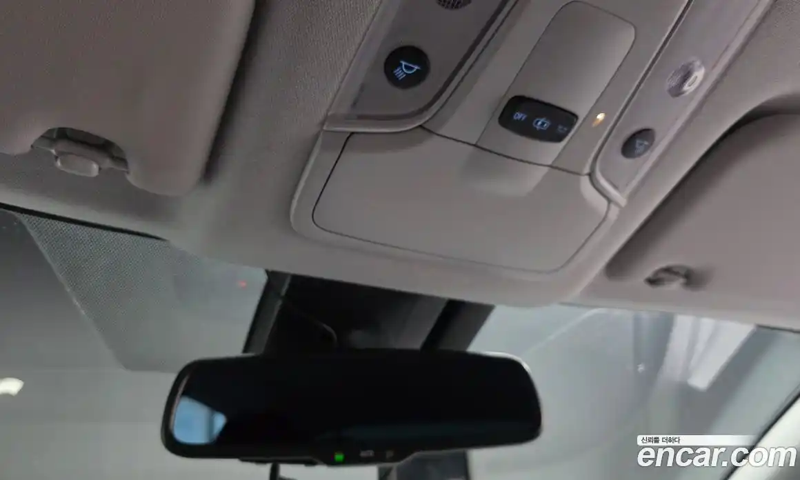 Toyota Prius 2021 1.8 Автомат в Москве № 199641, фото 19