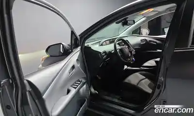 Toyota Prius 2021 1.8 Автомат в Москве № 199641, миниатюра 10