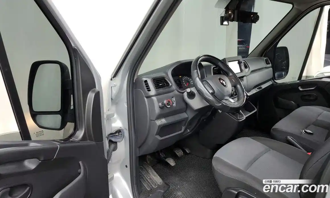 Renault Master 2020 2.3 Механическая в Москве № 204530, фото 14