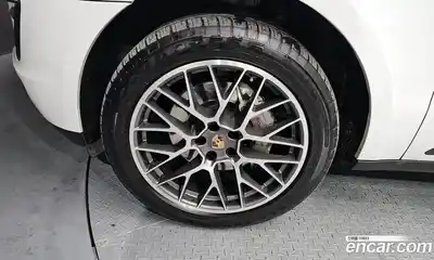 Porsche Macan 2017 3.0 Автомат в Москве № 208790, миниатюра 3