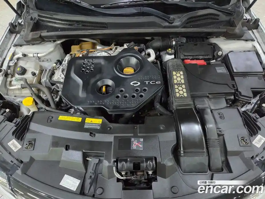 Renault SM6 2016 1.6 Автомат в Москве № 210105, фото 18