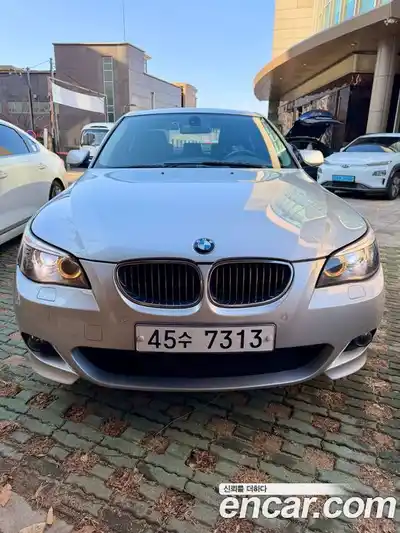 BMW 5-Series 2009 3.0 Автомат в Москве № 210964, миниатюра 3