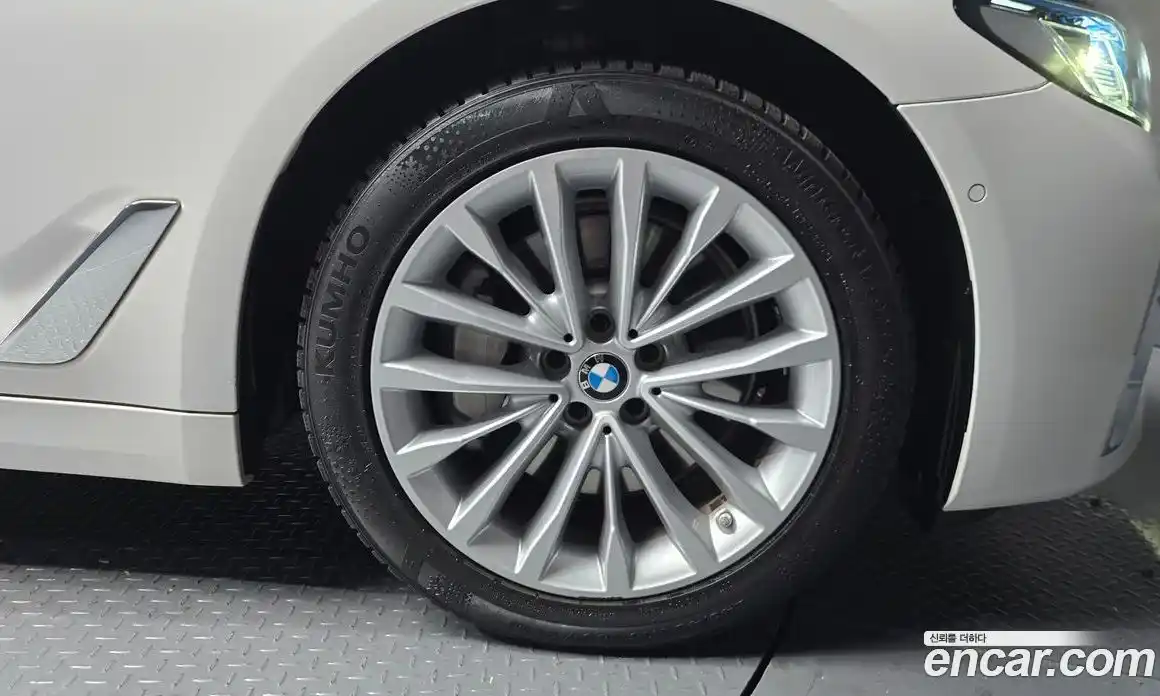 BMW 5-Series 2021 2.0 Автомат в Москве № 211443, фото 14