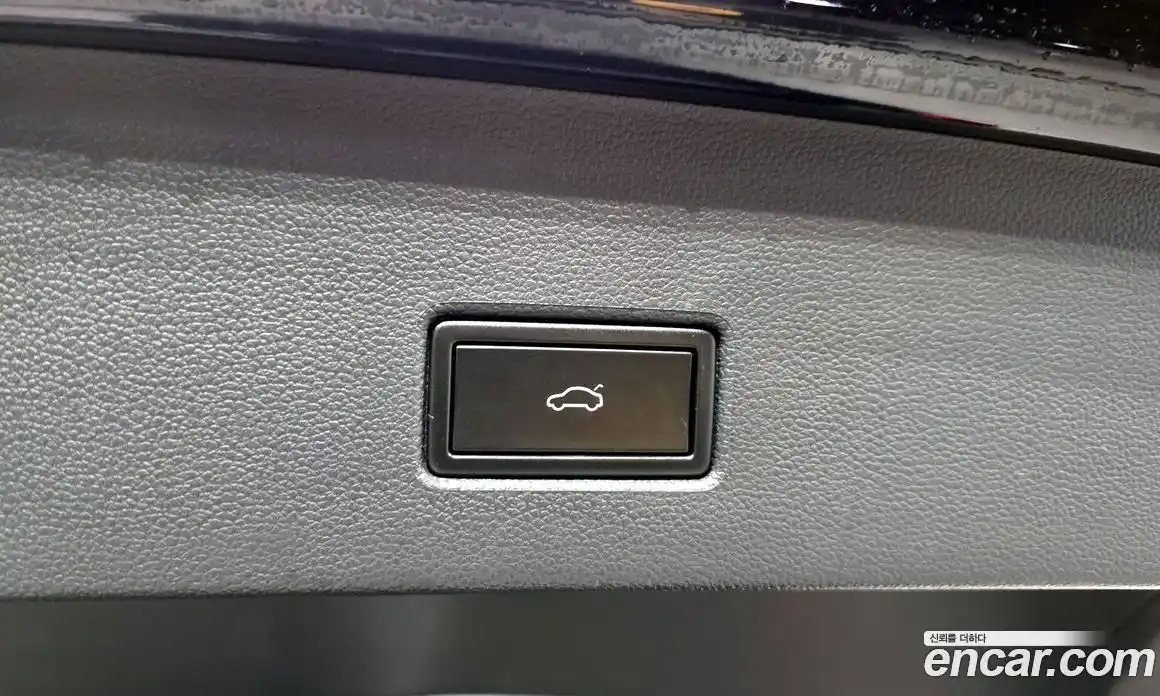 Volkswagen T-Roc 2021 2.0 Автомат в Москве № 214947, фото 3