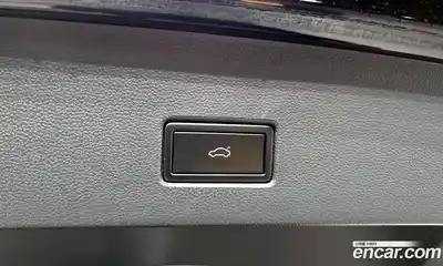 Volkswagen T-Roc 2021 2.0 Автомат в Москве № 214947, миниатюра 3