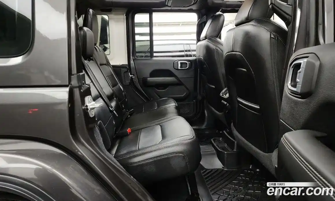 Jeep Wrangler 2021 2.0 Автомат в Москве № 215404, фото 12