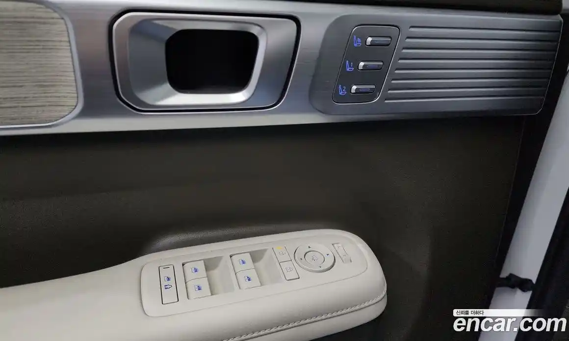 Hyundai Santa Fe 2024 1.6 Автомат в Москве № 216479, фото 18