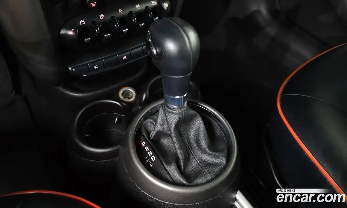 Mini Countryman 2011 1.6 Автомат в Москве № 217451, фото 13