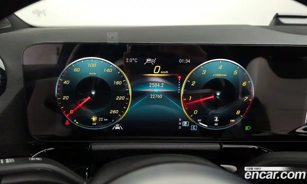 Mercedes-Benz GLA-Class 2021 2.0 Автомат в Москве № 221804, фото 15