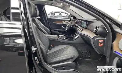 Mercedes-Benz E-Class 2018 2.0 Автомат в Москве № 223019, миниатюра 11