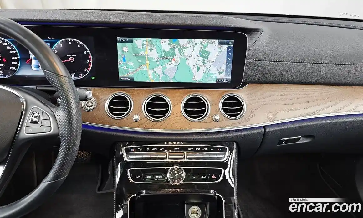 Mercedes-Benz E-Class 2018 2.0 Автомат в Москве № 223019, фото 14