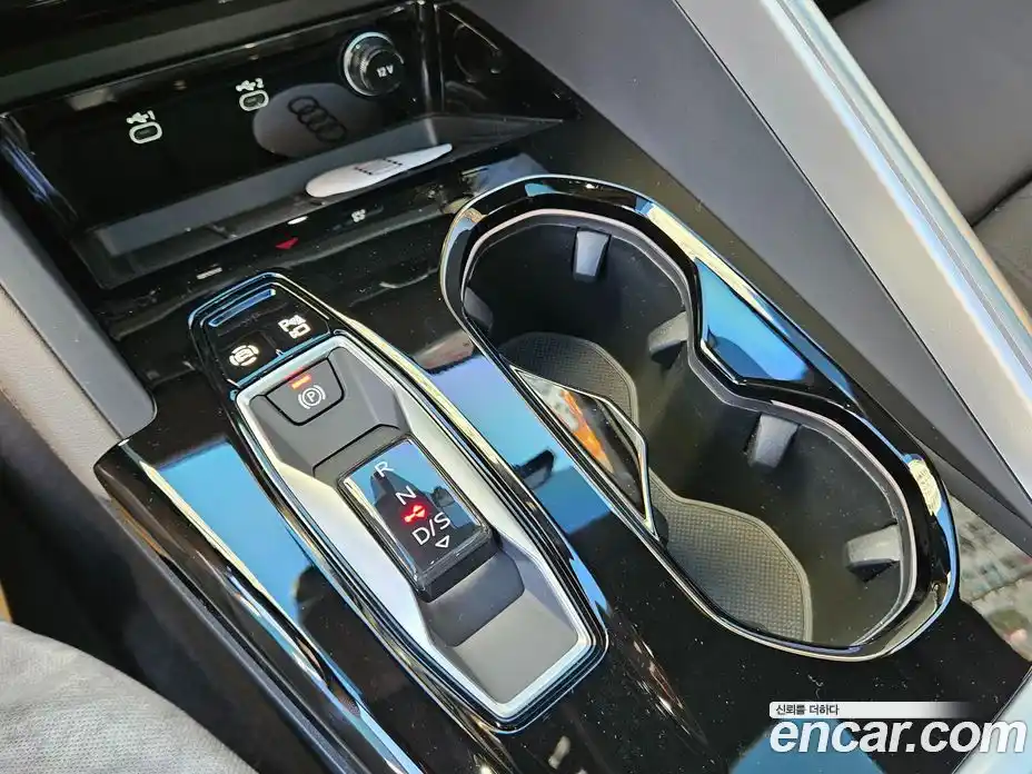 Audi Q5 2025 2.0 Автомат в Москве № 230215, фото 8