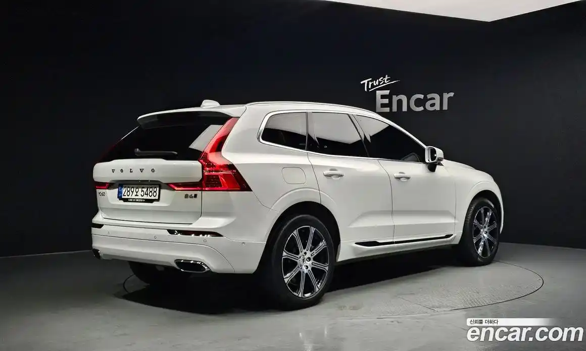 Volvo XC60 2021 2.0 Автомат в Москве № 230385, фото 20