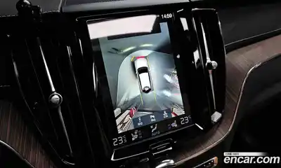 Volvo XC60 2021 2.0 Автомат в Москве № 230385, миниатюра 10